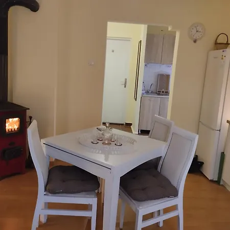 Vakantiehuis Deciji Vinogradi Belgrade, Sopot, Kosmaj *