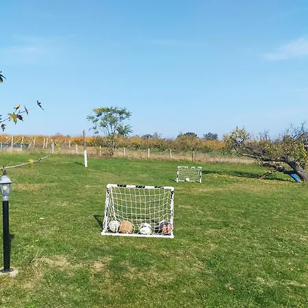 Deciji Vinogradi Belgrade, Sopot, Kosmaj Vakantiehuis *